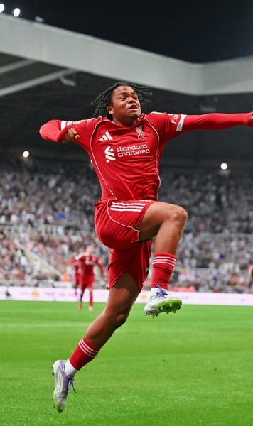 Debut istoric la Liverpool    Rio Ngumoha, 16 ani,  a înscris golul decisiv cu Newcastle și a devenit al 4-lea cel mai tânăr marcator din Premier League