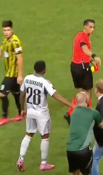 „La naiba cu toți olandezii!”    Un antrenor a vrut să-l bată pe arbitrul  care i-a înfuriat pe jucătorii și oficialii de la FCSB la partida cu Aberdeen
