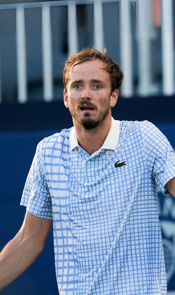 Fotograful exclus de la US Open ripostează   A rămas fără acreditare după scandalul făcut de Medvedev:   „Sunt o victimă!  E un linșaj!”