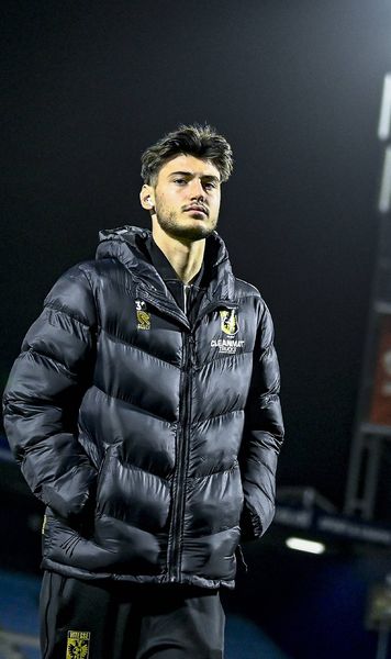 E pregătit pentru Dinamo    Adrian Mazilu  a sosit în România: „Am venit să mă pun pe picioare” » Ce spune despre „câini”