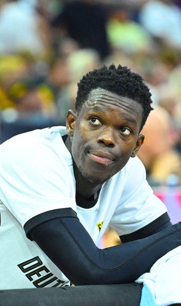 Alt scandal de rasism    Dennis Schroder, ținta fanilor Lituaniei,  la meciul în care Germania s-a calificat în optimi la Eurobaschet