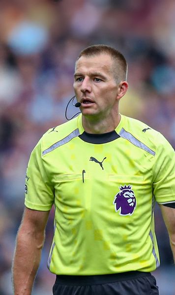 A gafat, a fost schimbat  Oficialul VAR care a greșit  la meciul lui   Fulham  a fost schimbat cu câteva ore de meciul Liverpool-Arsenal