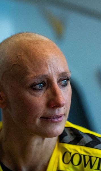 Moment impresionant în Norvegia  Fosta jucătoare de la HCM Baia Mare a revenit pe teren la două luni după ce a fost   diagnosticată cu cancer:  „Un val de emoții”