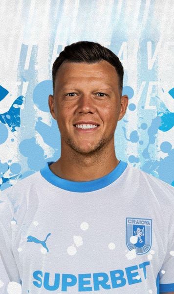 Adrian Rus, prezentat oficial  Refuzat de FCSB, internaționalul român a semnat cu   Universitatea Craiova  » Detaliile contractului