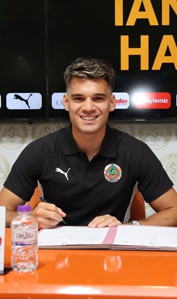 „M-am întors acasă”     Ianis Hagi,  emoționat la prezentare la Alanyaspor: „Înțeleg moștenirea pe care  tata a lăsat-o aici”