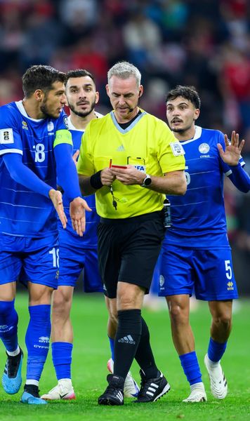 Acuză o conspirație!    Atac în stilul Lucescu al selecționerului Ciprului  înaintea confruntării cu România