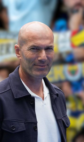 Zidane, la București?  Fostul tehnician de la Real Madrid,   negocieri avansate   cu o adversară FCSB » Nu e singurul nume mare luat în calcul
