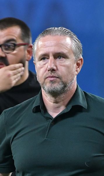 Reghecampf, încă un pas greșit  Tehnicianul român, blocat și de   rivala din Sudan