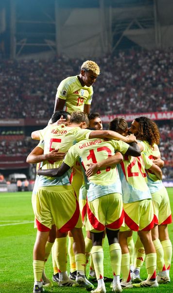 Demolați de Spania  Turcii,   umiliți acasă!  Au luat gol după gol în fața a 40.000 de fani