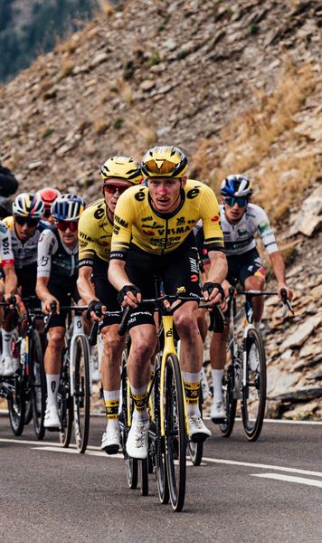 Cicliștii schimbă regulile   Au amenințat cu abandonul, din cauza manifestațiilor   pro-Palestina:  „Sunt în pericol”» Decizia organizatorilor