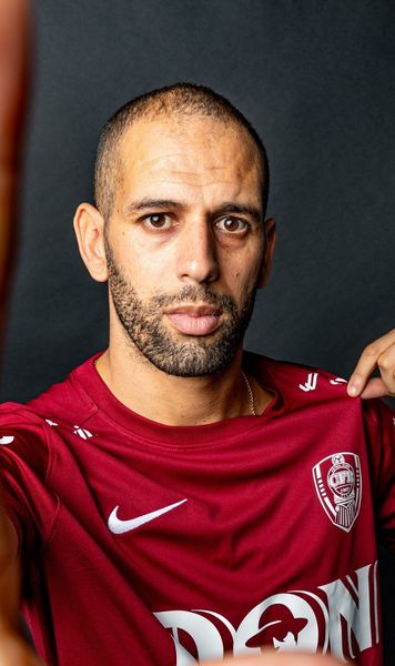 „Pentru asta sunt aici”  Islam Slimani,   primul interviu  după ce a semnat cu CFR Cluj » Ce obiectiv are algerianul