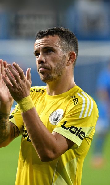 Dan Nistor scrie istorie  Mijlocașul lui U Cluj   a urcat pe locul 2  în topul all-time al prezențelor în Liga 1! Câte meciuri îl despart de prima poziție