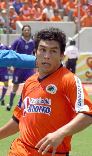 Copiii au vrut să-l declare nebun  Fostul fotbalist a fost supus unui   control psihiatric,  după ce familia a vrut să pună mâna pe averea lui