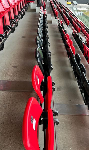 „Ca în occident”    VIDEO+FOTO  Imaginea normalității » GOLAZO.ro a făcut   turul stadionului  din Miercurea Ciuc înainte de vizita FCSB