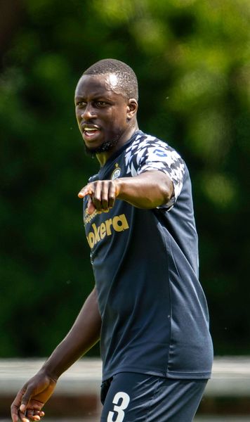 Benjamin Mendy, destinație surpriză     Campionul mondial  din 2018 va fi coleg cu doi români