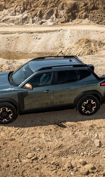 Dacia lansează un nou Duster!    FOTO.  Cât costă   Duster Pick-up , cum arată și ce motorizări are » Gigantul de la Mioveni „atacă” un nou segment