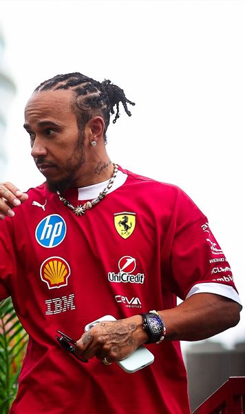 Hamilton și-a vândut toate mașinile    FOTO.  Motivul neașteptat pentru care englezul a renunțat la colecția în valoare de   15 milioane de euro