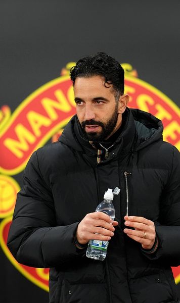 Clauza îl mai ține-n viață 42 de zile!  Ruben Amorim nu a fost demis de Manchester doar pentru că șefii   vor să-i dea mai puțini bani  » Ce sumă ar încasa