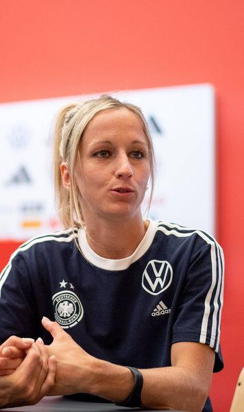 „Mi-au zis să mă sinucid”  Gestul făcut la EURO 2025 a urmărit-o până la celălalt capăt al lumii:   „Acuzațiile au fost absurde!”