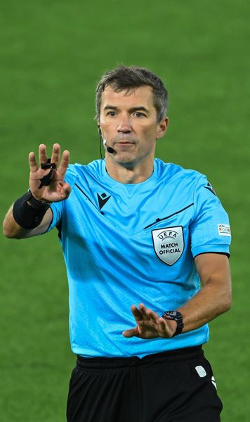 Arbitru-soldat la Go Ahead Eagles - FCSB  „Centralul” partidei din Europa League s-a înrolat din cauza rușilor:   „Am evitat armele timp de 40 de ani”