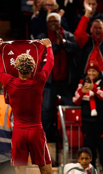 Ekitike, eliminare stupidă    Reacții virale  după ce atacantul lui Liverpool a luat roșu: „Dacă înscrii în finala Ligii Campionilor, la vinclu, pot înțelege”