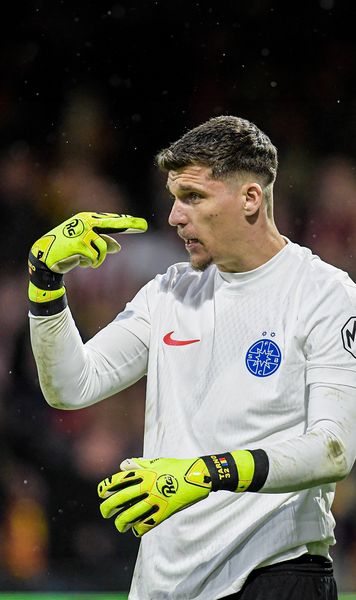 Târnovanu, senzațional  Portarul FCSB   a „sigilat” poarta  cu Go Ahead Eagles + Ce au scris jurnaliștii spanioli despre român