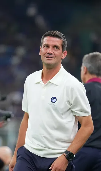 Încă o victorie    VIDEO.    Chivu  a reușit la Inter ce n-a putut Lucescu, după victoria cu Cagliari