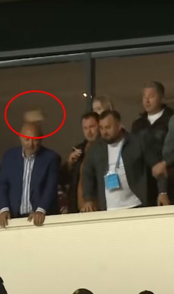 Imagini șocante    VIDEO.  Huliganism la adresa lojei Rapidului! Cine e   femeia agresată de ploieșteni  »  Angelescu: „Părea că vor să vină peste noi!”