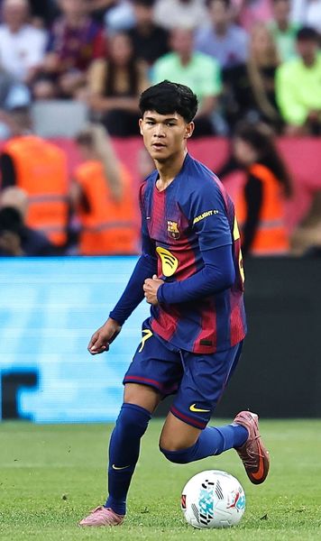 Un nou produs „La Masia”   Cine e puștiul din   academia Barcelonei  care a debutat la prima echipă