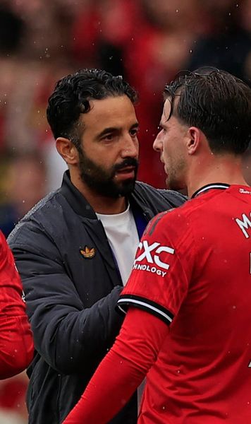 Amorim a pierdut vestiarul   Legenda lui Manchester United susține că jucătorii   nu mai au încredere  în antrenor: „Decizie ridicolă, nu poți să faci asta!”