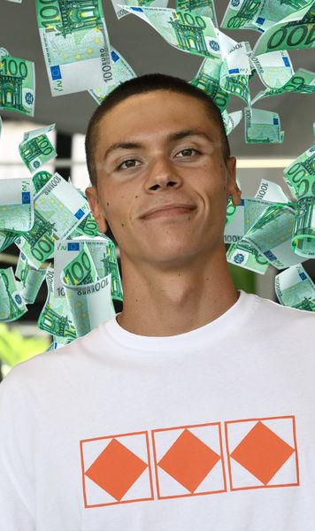 6 milioane pentru Popovici    Pentru ce primesc   David și Dinamo  bani, prin Ordonanță de Urgență