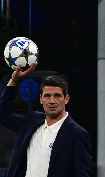 „Lucruri cu care nu erau obișnuiți”     Cristi Chivu,  detalii din vestiarul lui Inter: „E o linie fină, trebuie menținut echilibrul”