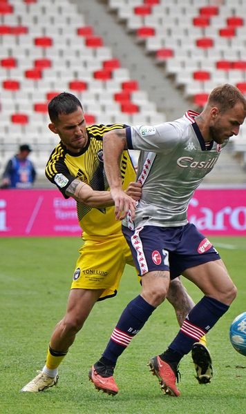 Scandal în Italia  Fostul coleg al „tricolorului” Marius Marin a fost suspendat, după ce a făcut mai multe   pariuri ilegale