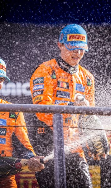 Dominație totală în Formula 1  Au câștigat   titlul mondial  cu 6 etape înainte de finalul sezonului + Russell, victorie surpriză în Singapore