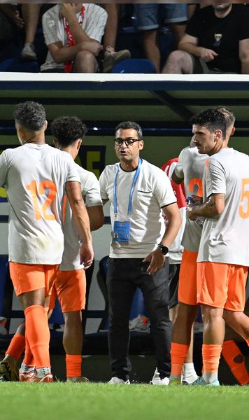 Metaloglobus, într-un top nedorit în Europa   GOLAZO.ro a analizat   cele mai slabe apărări  din campionatele importante. Lanterna Ligii 1, medie ridicată de goluri primite