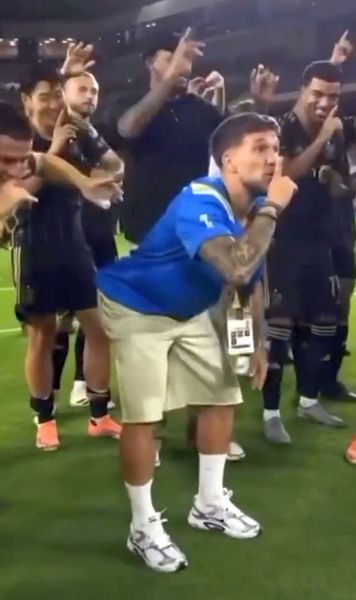 Alex Băluță show    VIDEO.  Fostul fotbalist de la FCSB n-a debutat în MLS, dar   a mers în fața galeriei,  după ultimul meci. Ce s-a întâmplat