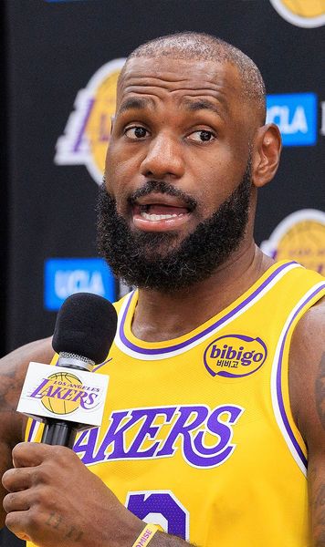 Au explodat prețurile    Cât a ajuns să coste un bilet  la ultimul meci al lui Lakers, după postarea lui LeBron James