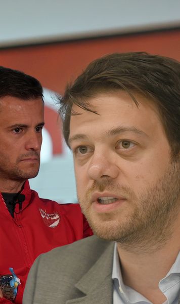 Angelescu a răbufnit în direct  Președintele de la Rapid i-a dat replica lui   Andrei Nicolescu : „Vii și încerci să faci pe deșteptul”