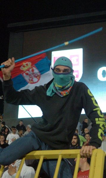 Cazemată anti-furie  Serbia - Albania, un meci de foc. Ce au făcut sârbii ca să evite incidentele.   Unde au dus jocul, cum l-au „ascuns”
