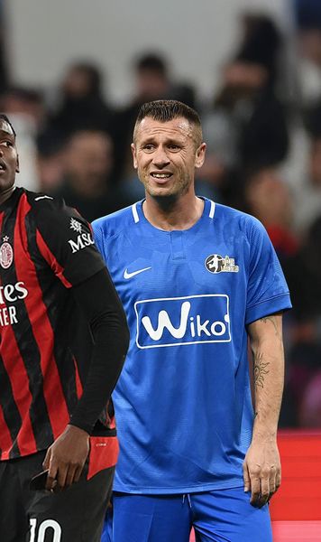 „Se crede fenomen, dar nu știe fotbal”     Cassano  face praf o vedetă de la AC Milan: „Nu marchează, nu pasează, nu știe nimic. Eu eram deja la Real Madrid!”