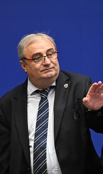 „Astea sunt noile reguli”  Replica lui Stoichiță pentru Lucescu, după   nemulțumirile  selecționerului: „Trebuie să le respecți”