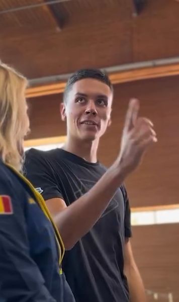 Mesajul Nadiei pentru Popovici  Cei doi au fost prezenți  la lansarea campaniei MAI:   „El a dus acești copii în bazin”