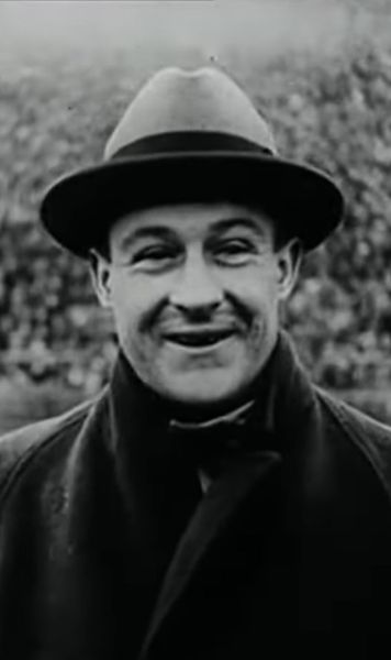 Viața tulburătoare a lui Josef Uridil    Primul selecționer străin al României:  a fost rănit pe front, a devenit superstar în Austria și a murit sărac