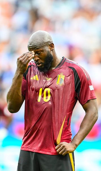 „Am simțit că eram șantajați”   Romelu Lukaku acuză că nu este lăsat   să-și înmormânteze tatăl  în Belgia