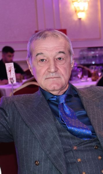 „Am fost un hoț, am dat bani «la negru»”    Gigi Becali,  după acuzațiile lui Bumbescu: „M-a mustrat conștiința” + Conflict cu Lăcătuș