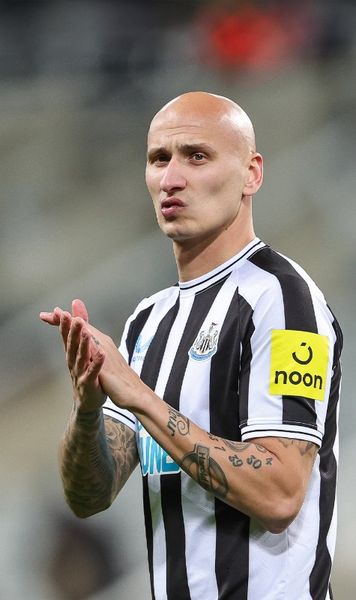 A ales să joace în Liga 3 din Emirate  Un fost jucător   de la Liverpool   explică de ce a dat Anglia pe Dubai: „Salariul de aici e nimic”