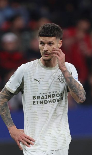 Man a fost a 3-a opțiune la PSV  Directorul financiar al clubului din Eindhoven spune   cum s-a transferat „tricolorul” în Eredivisie