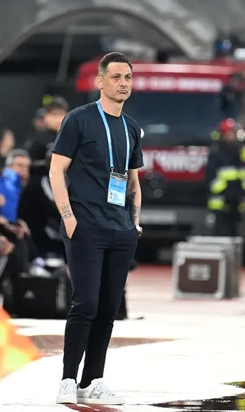 FCSB, replică pentru Rădoi    Mihai Stoica și Gigi Becali  au comentat atacul la adresa lui Lucescu: „Să-și vadă de treaba lui!” + Apărat de un dinamovist