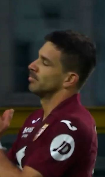 Gesturi incredibile    VIDEO și FOTO   Cum a reacționat Giovanni Simeone după ce a marcat cu Napoli:   și-a pus mâinile în cap și aproape a plâns