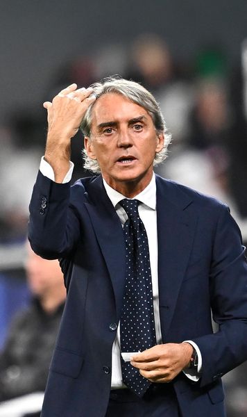 Candidat-supriză la United  Antrenorul care   a scris istorie  la Manchester City e gata de revenirea în Premier League